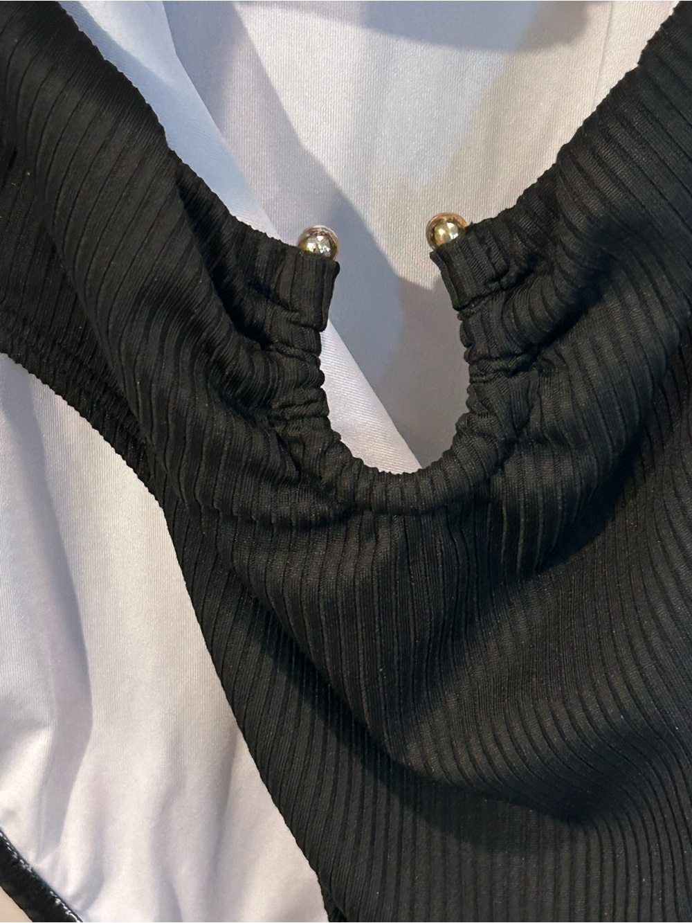 Cutout Ribbed Colorblock One-Piece Swimsuit - Picture 9 of 16